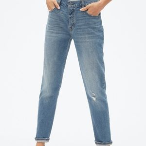 GAP Girlfriend Jeans Medium Indigo Wash Size 28